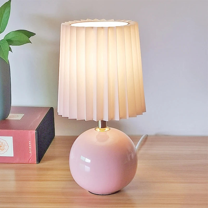 Contemporary Ceramic Bedroom Bedside Table Desk Lamp Children's And Girls' Bedroom lamp Warm Tabletop Lamp Washable Lampsha