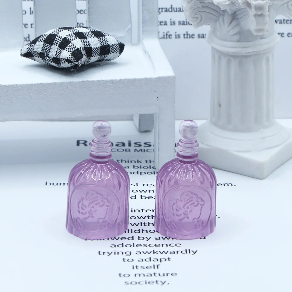 2Pcs Dollhouse Perfume Bottle Miniature Furniture Model Bedroom Decoration Accessories Doll Bedroom Bath Scene Props